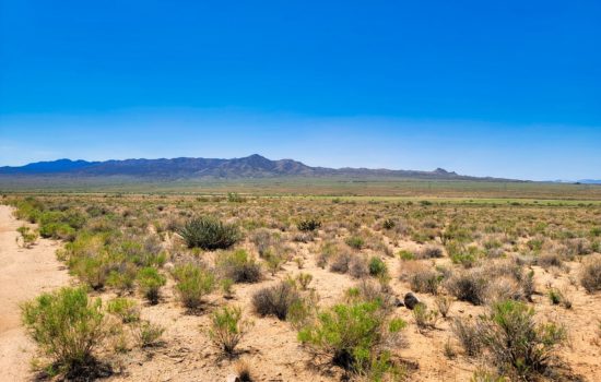 2.35 Acres Of Majestic Mountain Views And Surrounded By Public Lands Just A Quick Ride To Kingman On The Mother Road – Route 66